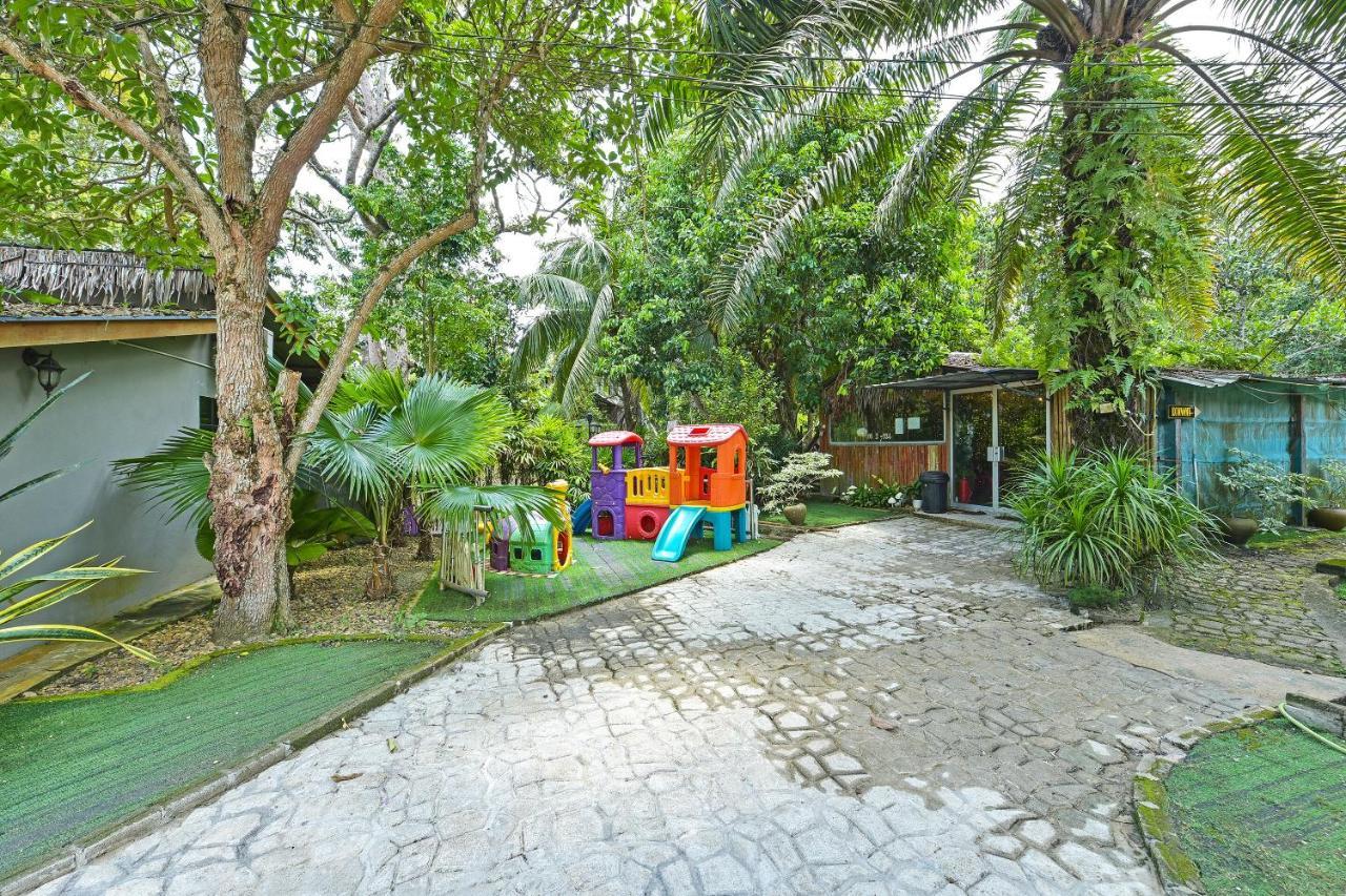 OYO 90636 Teratak Zakiah Chalet Jerantut Bagian luar foto